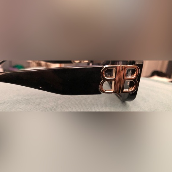 BALENCIAGA sunglasses - Picture 2 of 4